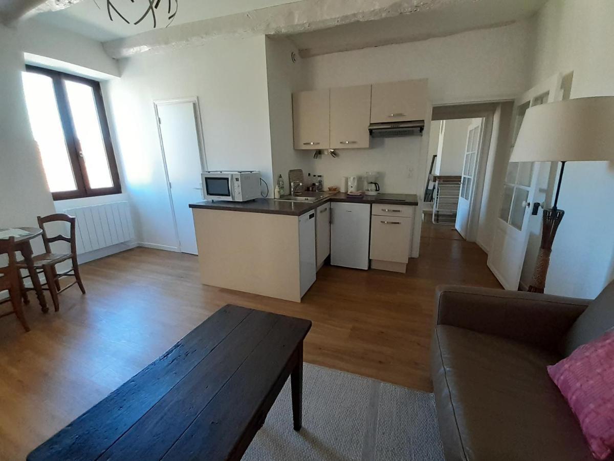 Appartements - Charme, Jardin Et Vue Imprenable En Plein Coeur De St-Cirq 생시르크라포피 외부 사진