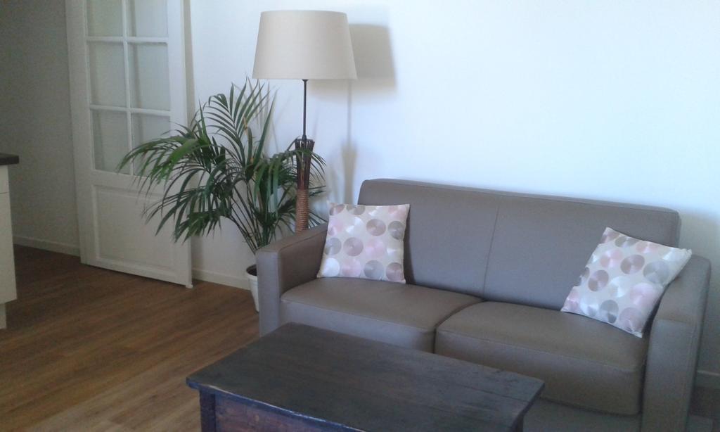 Appartements - Charme, Jardin Et Vue Imprenable En Plein Coeur De St-Cirq 생시르크라포피 외부 사진