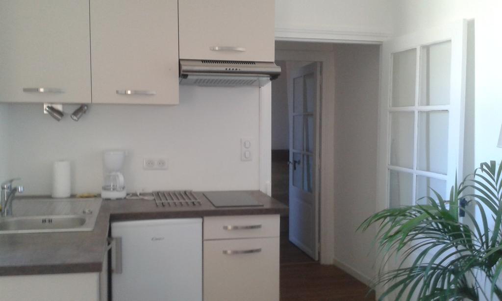 Appartements - Charme, Jardin Et Vue Imprenable En Plein Coeur De St-Cirq 생시르크라포피 외부 사진
